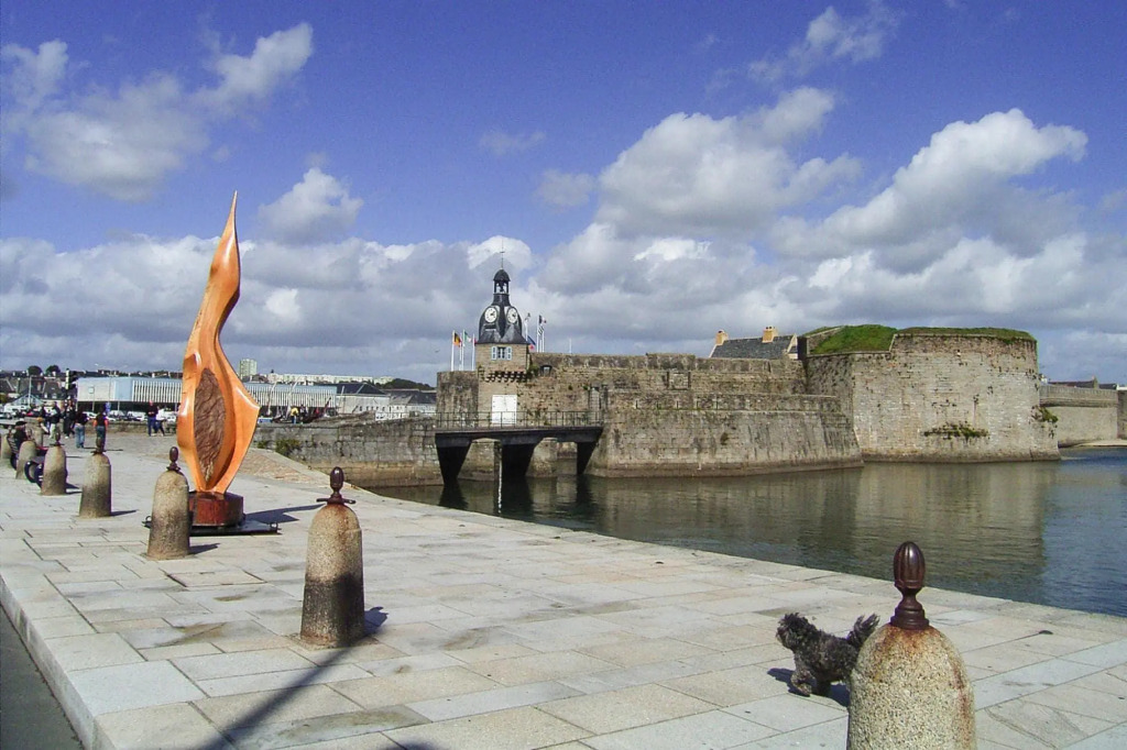 Apartment in Concarneau Near Seafront
