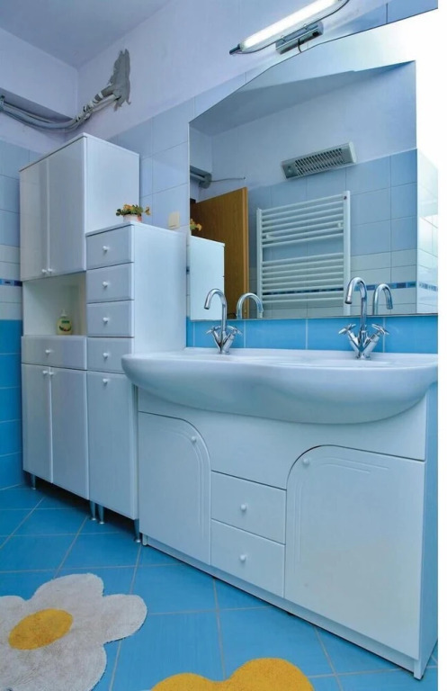 Beautiful Home in Lumbarda With 4 Bedrooms, Wifi and Outdoor Swimming Pool