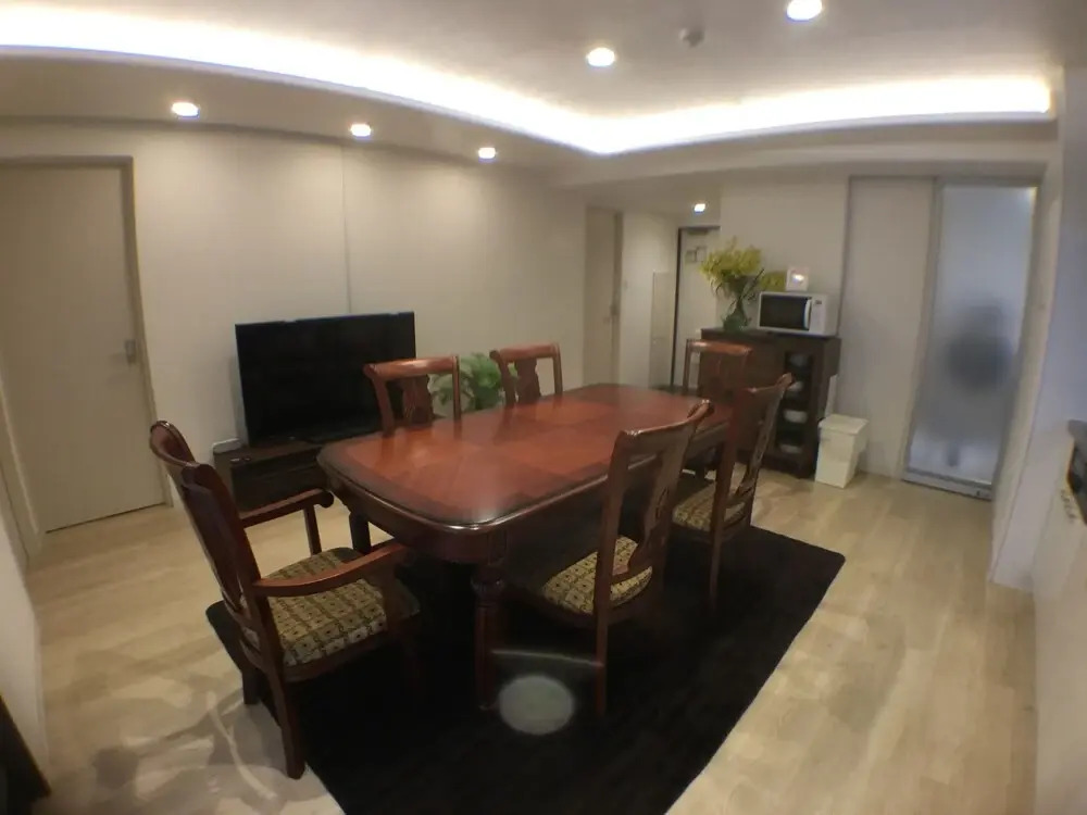 Intercity Osaka Service Apartment