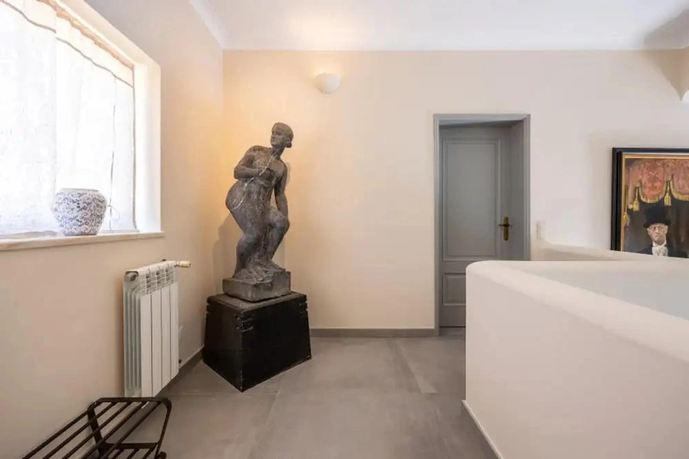 Private Bedroom in a Luxurious Villa, Budens