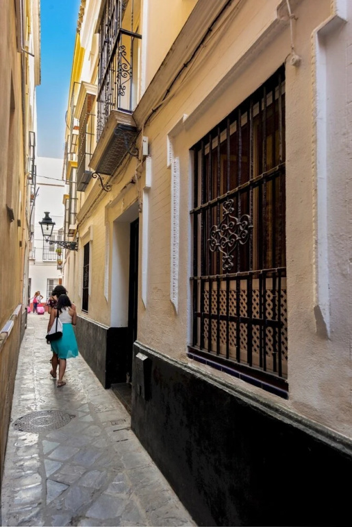 Genteel Home Lope de Rueda