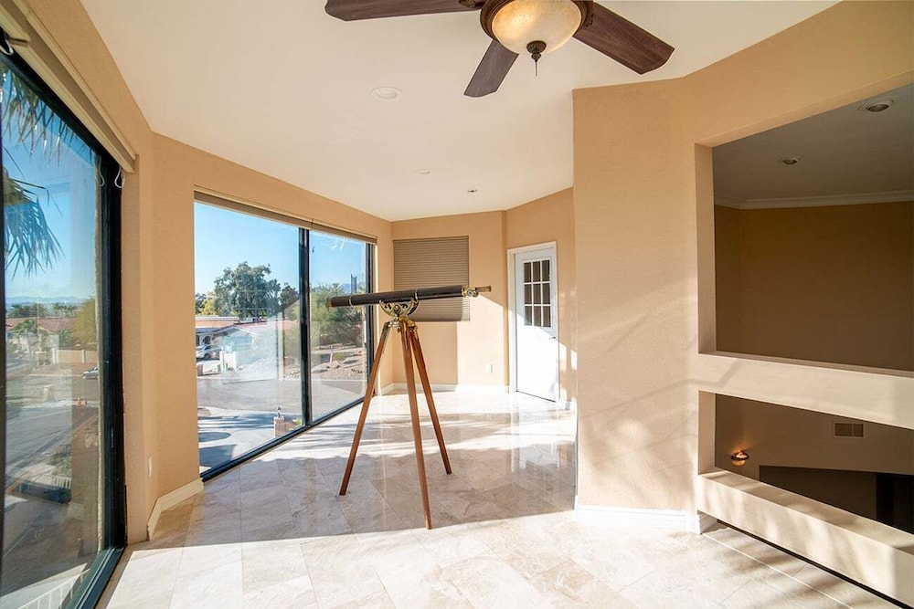 Luxury Golf Course Retreat on Hogan