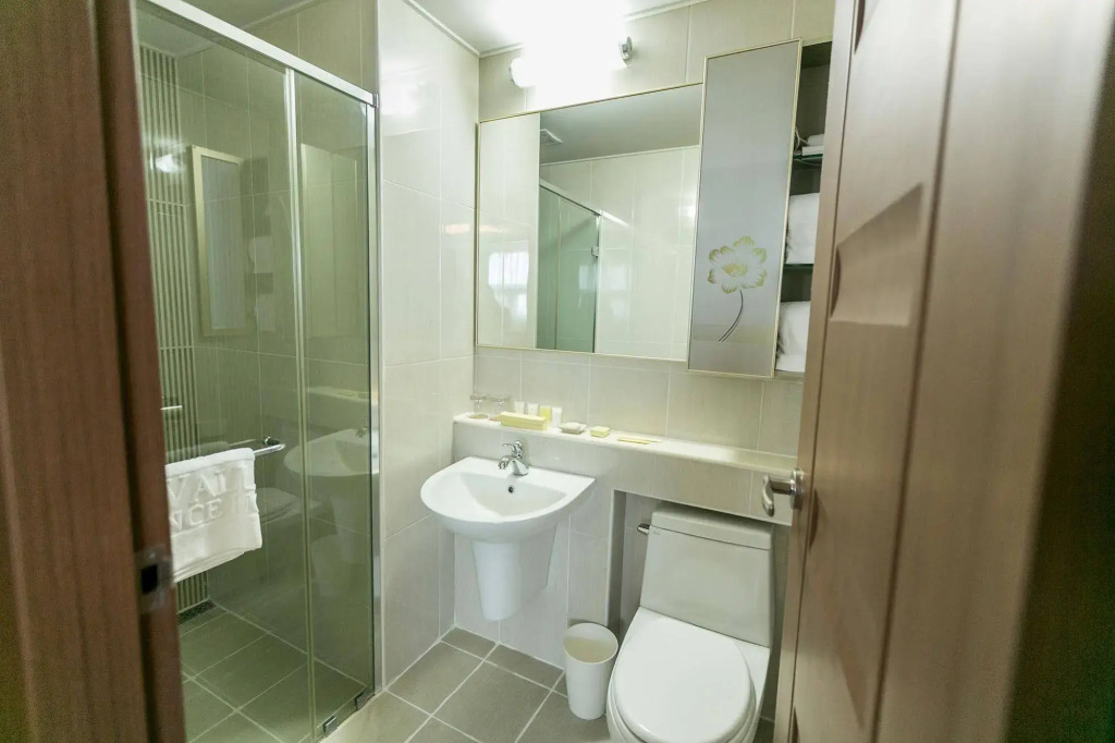 Xenia Hotel Clark - Multi Use Hotel