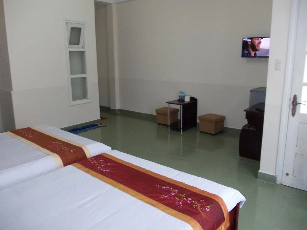 Gold Star Hotel