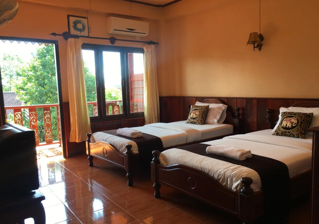 Mountain Riverview Guesthouse
