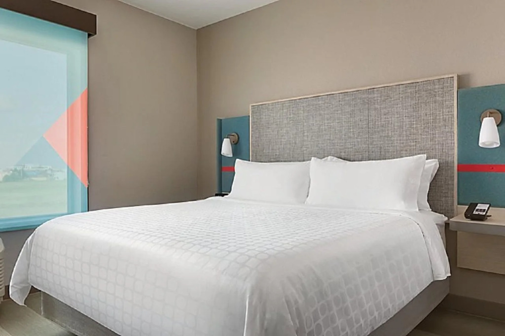 avid hotel Midland by IHG