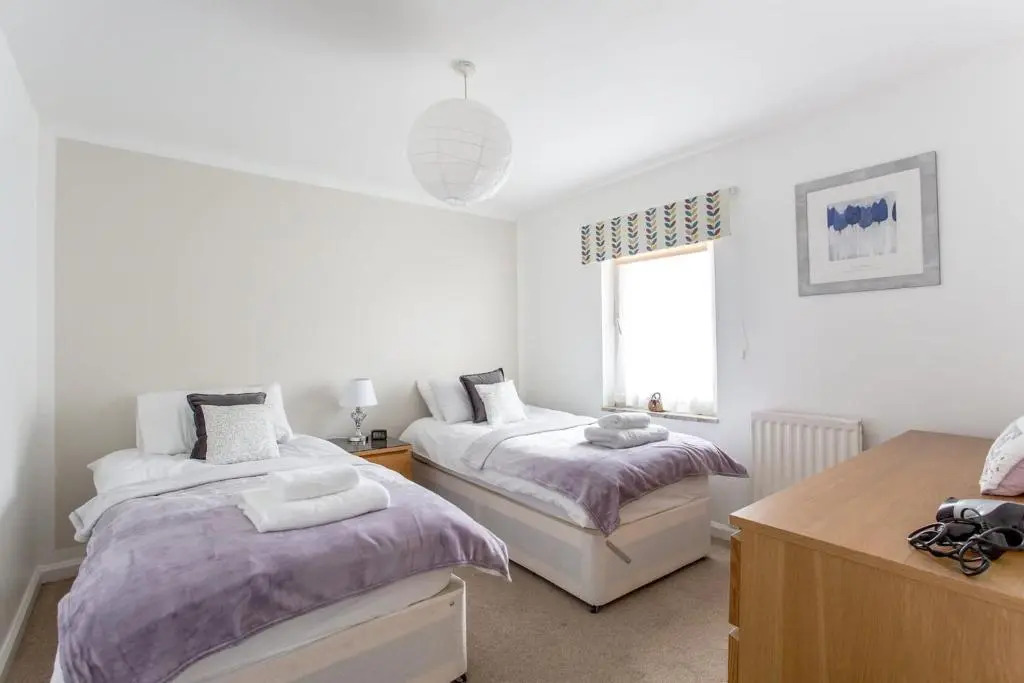 City Centre House - 5 Bedrooms - Sleeps 9