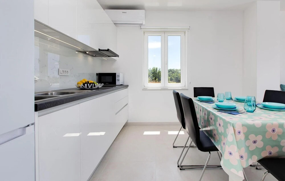 Awesome Home In Punat