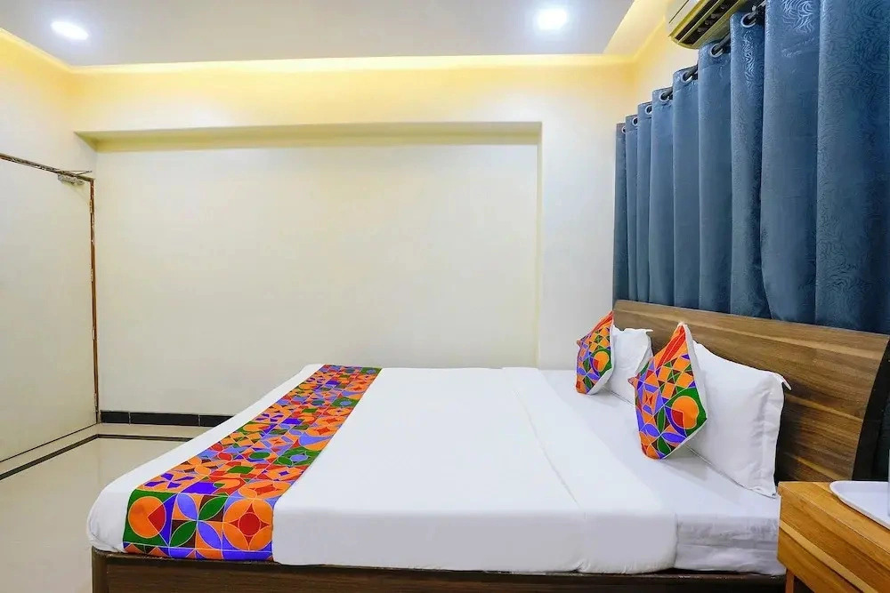 FabHotel Sheen Residences
