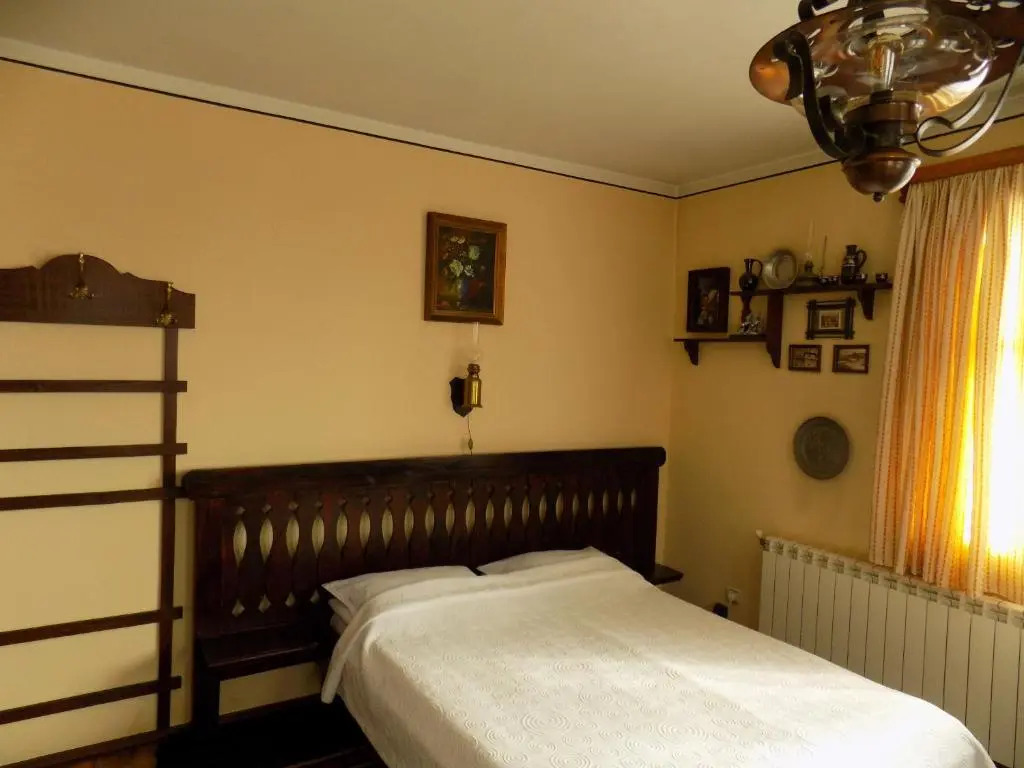 Dona Guest House - Horse Riding