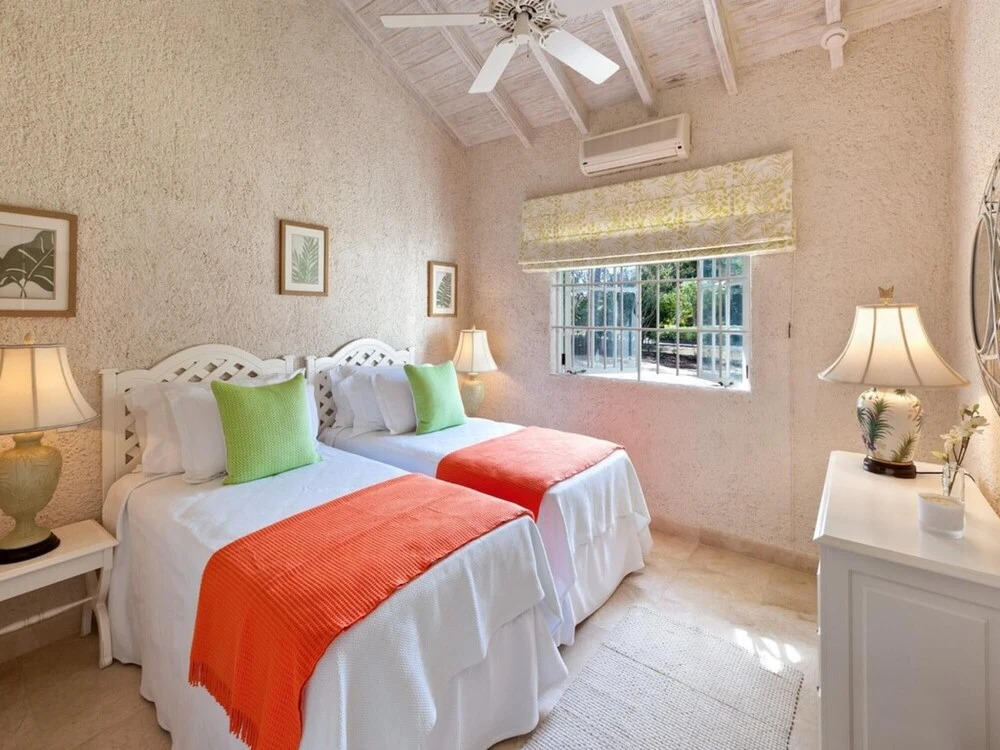 Sunny Vacation Villa 19