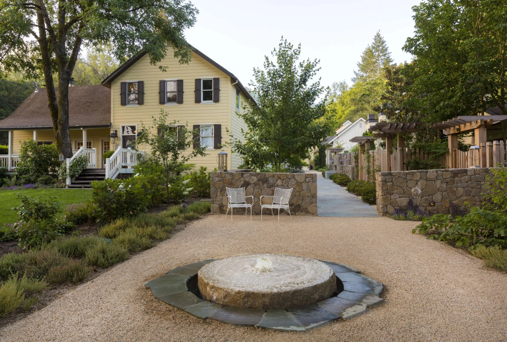 Farmhouse Inn