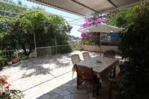Apartments & Rooms Zlatica Hvar