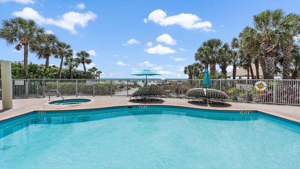 Crescent Siesta Key Charmer 3 Bedroom Condo by RedAwning