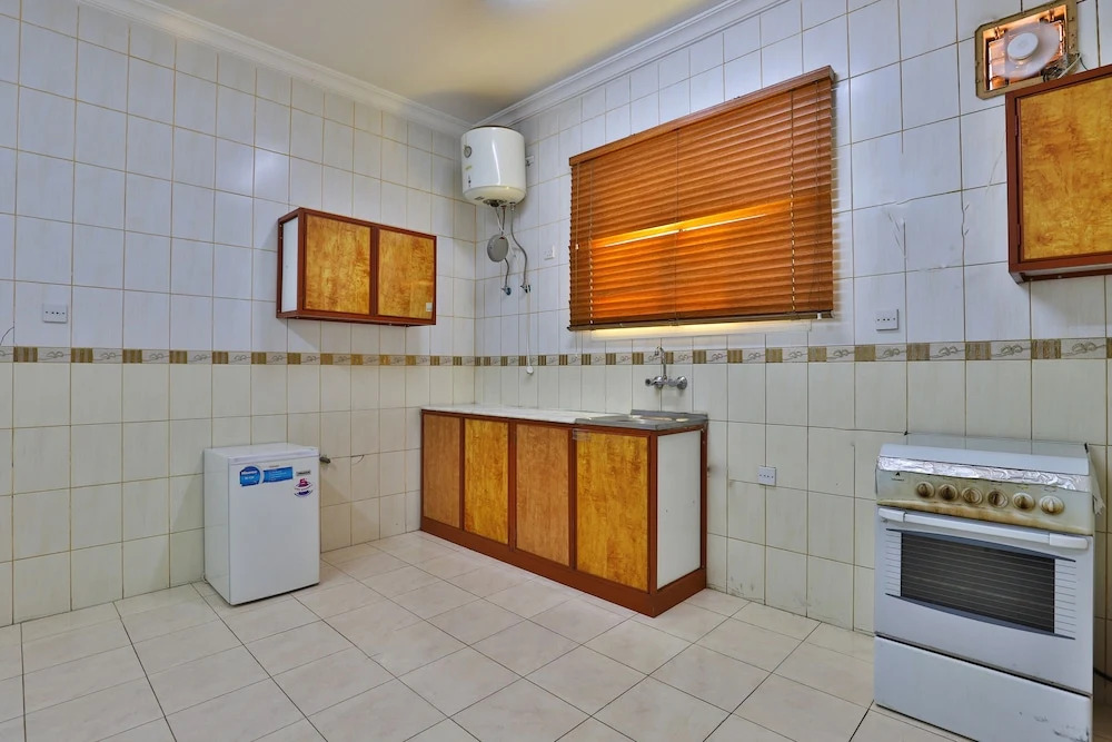 OYO 233 Hayat Al Salam Hotel Apartment
