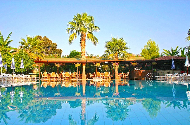 Almond Holiday Village