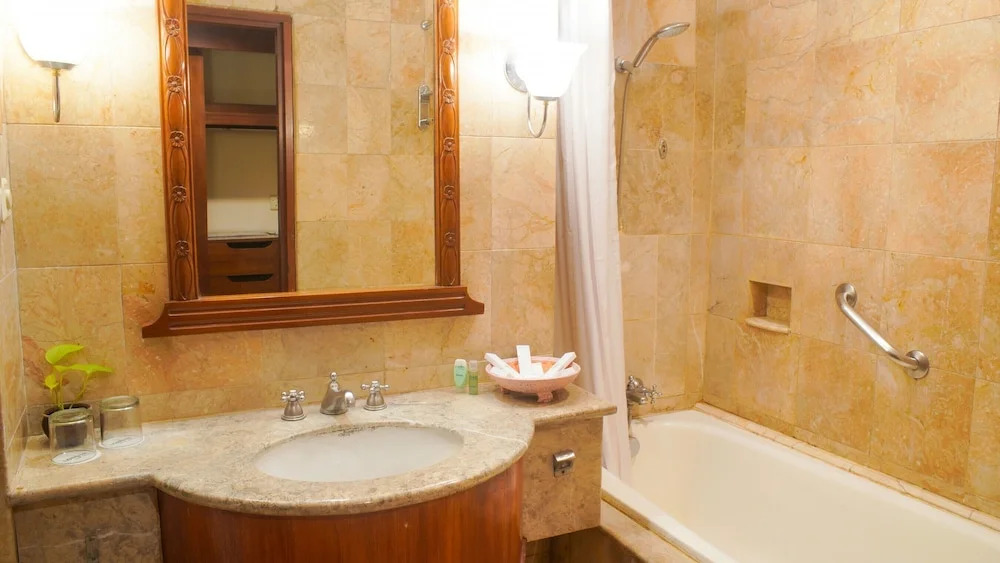 Dwangsa Hotel Solo