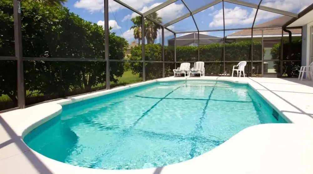 Peter's Sunset Lakes Vacation Home