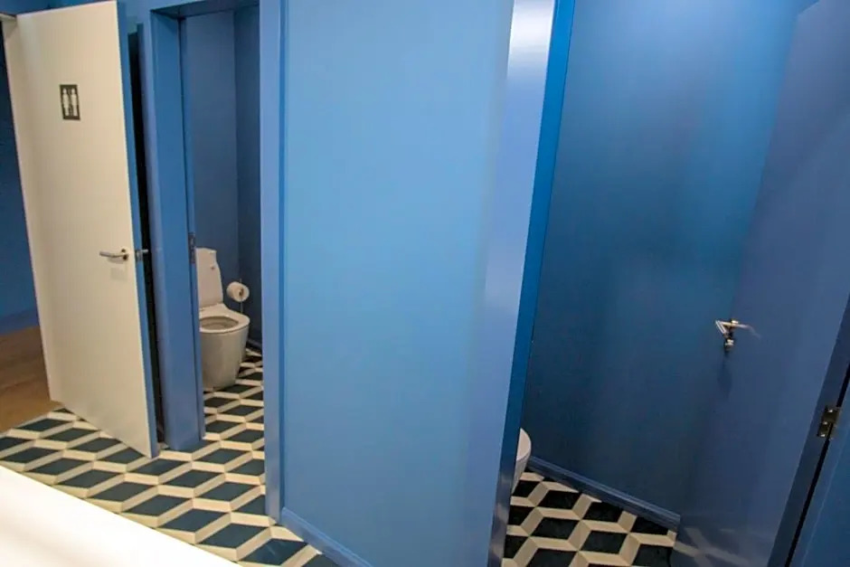 Zigzag Hostel