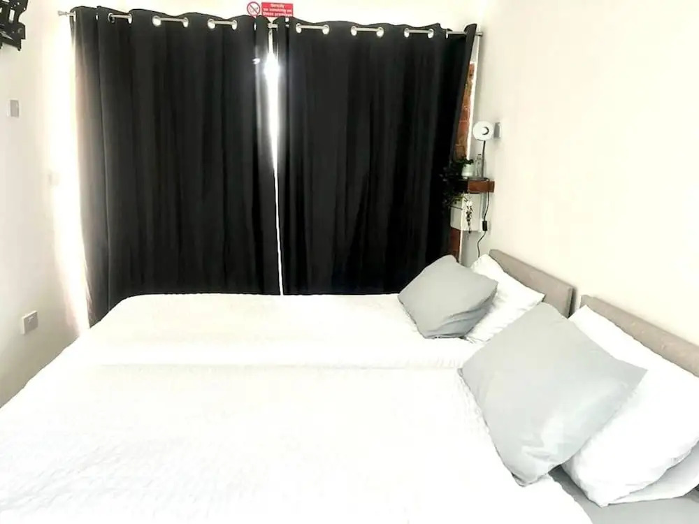 Nice And Cosy Large Studio Near Luton Airport!