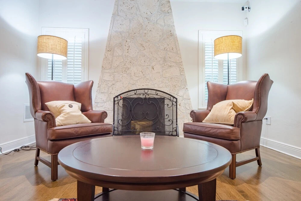 Crystal Court Estate - Four Bedroom Home