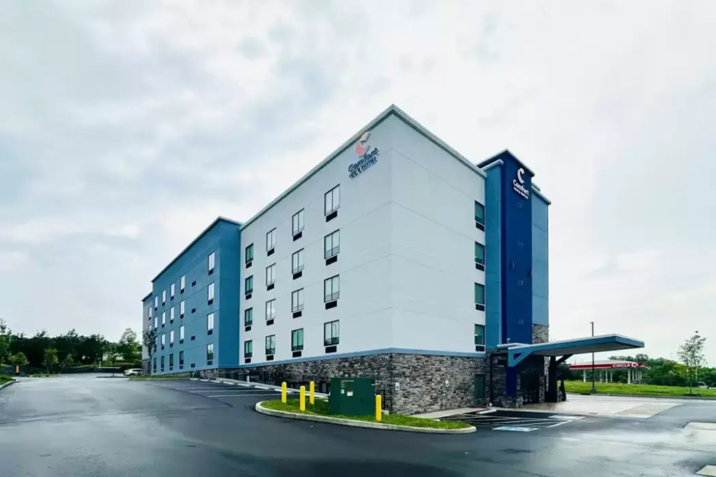 Comfort Inn & Suites Nashville Bellevue