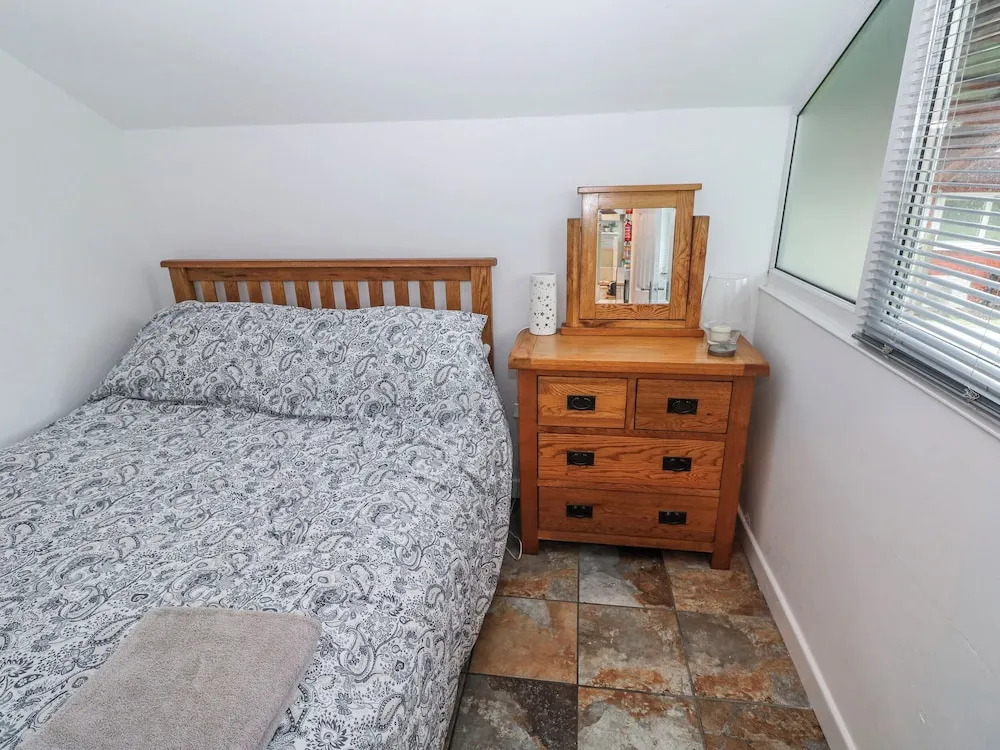 Trelessy Lodge