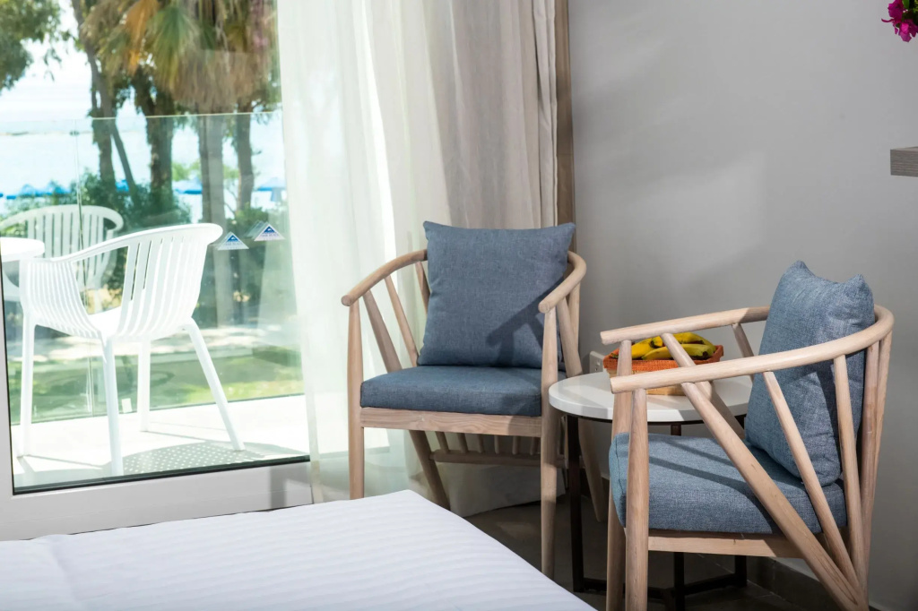 Park Beach Hotel