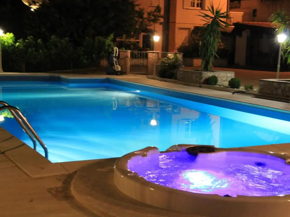 Mansion in Case Alte With Pool & Nature Trails