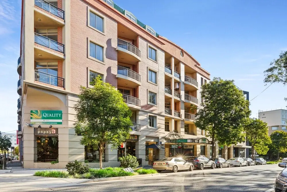 Spacious Inner-west 2-bed With Alfresco Dining