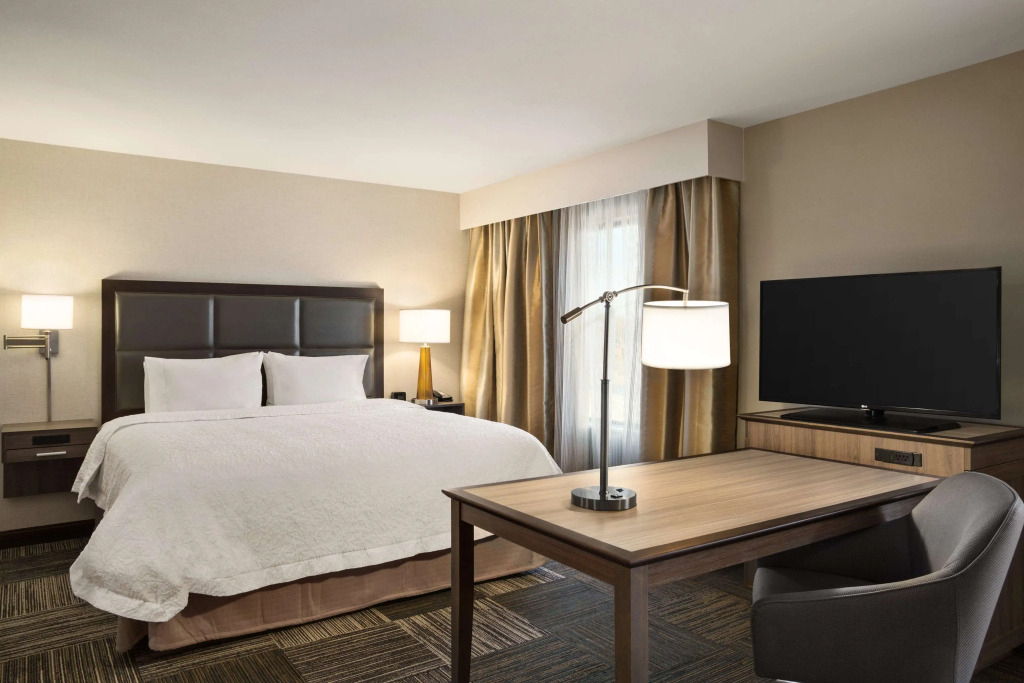 Hampton Inn & Suites Mason City