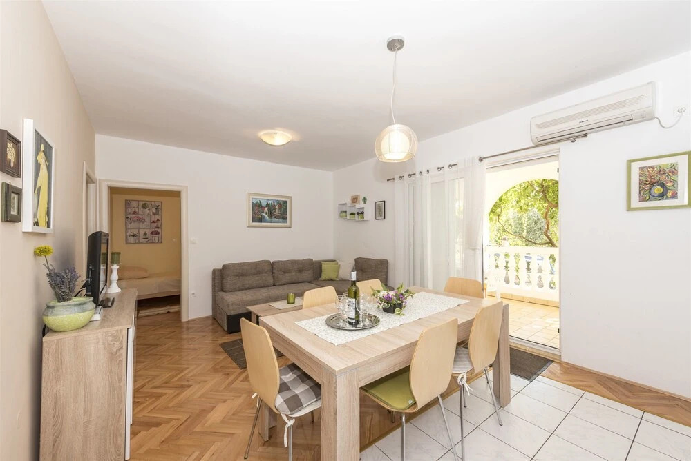 Apartments Jelena