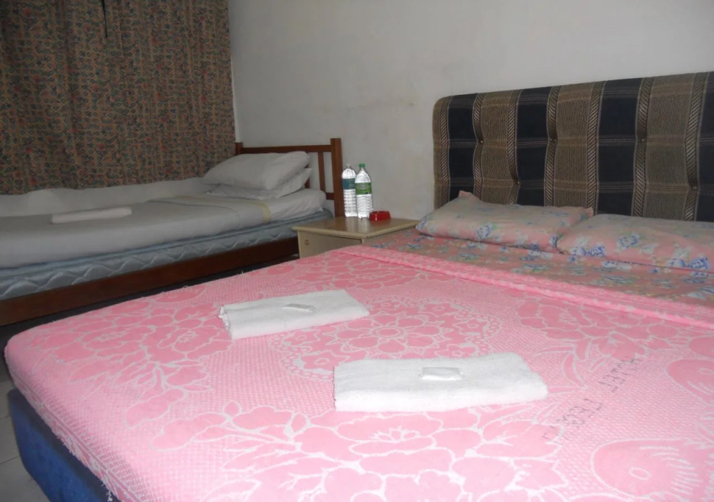 Borneo Adventure Center & Lodge