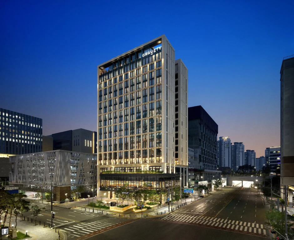 GRAVITY JOSUN Seoul Pangyo, Autograph Collection