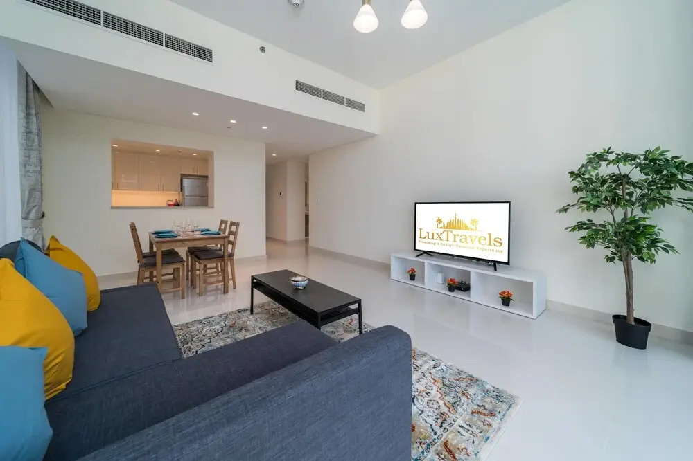Lux BnB BLVD Central
