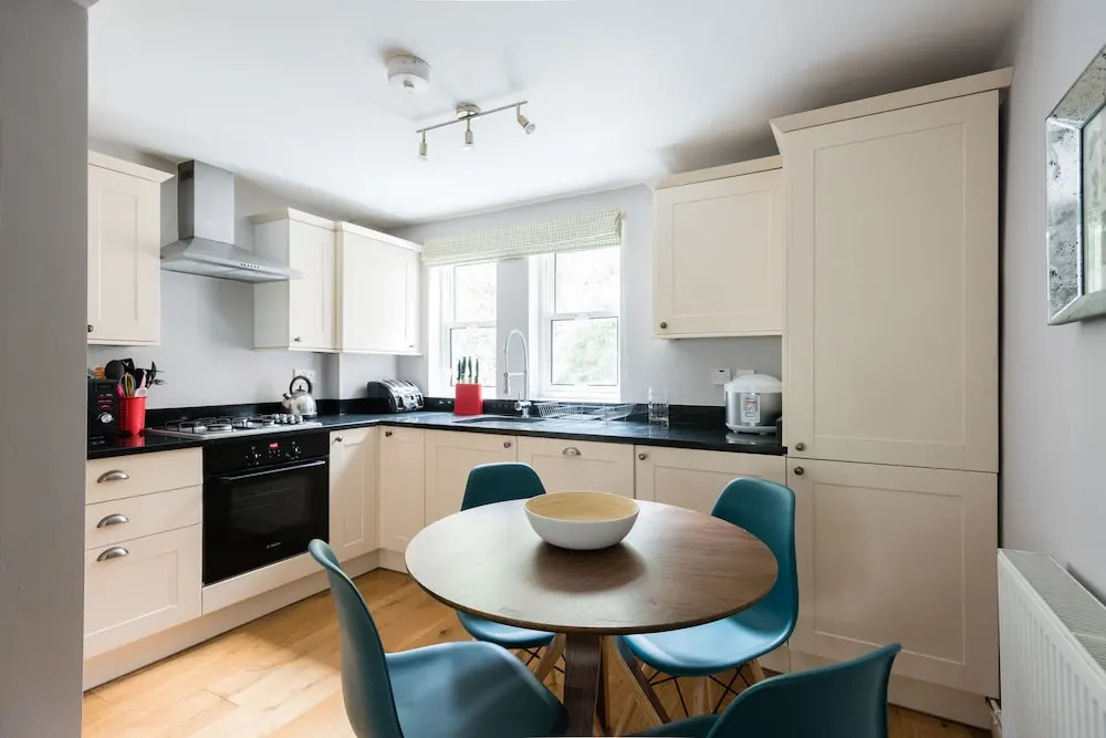The Walton Gardens - Peaceful 2BDR with Garden