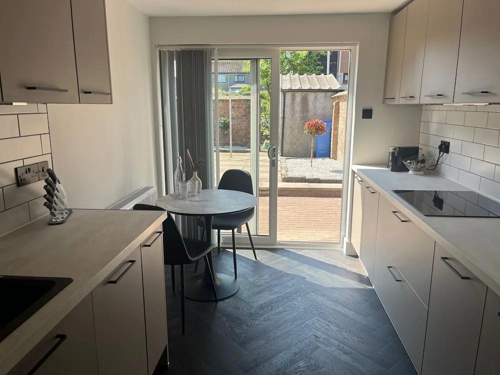 St Andrews Luxury 2-bed House, Sleeps 4