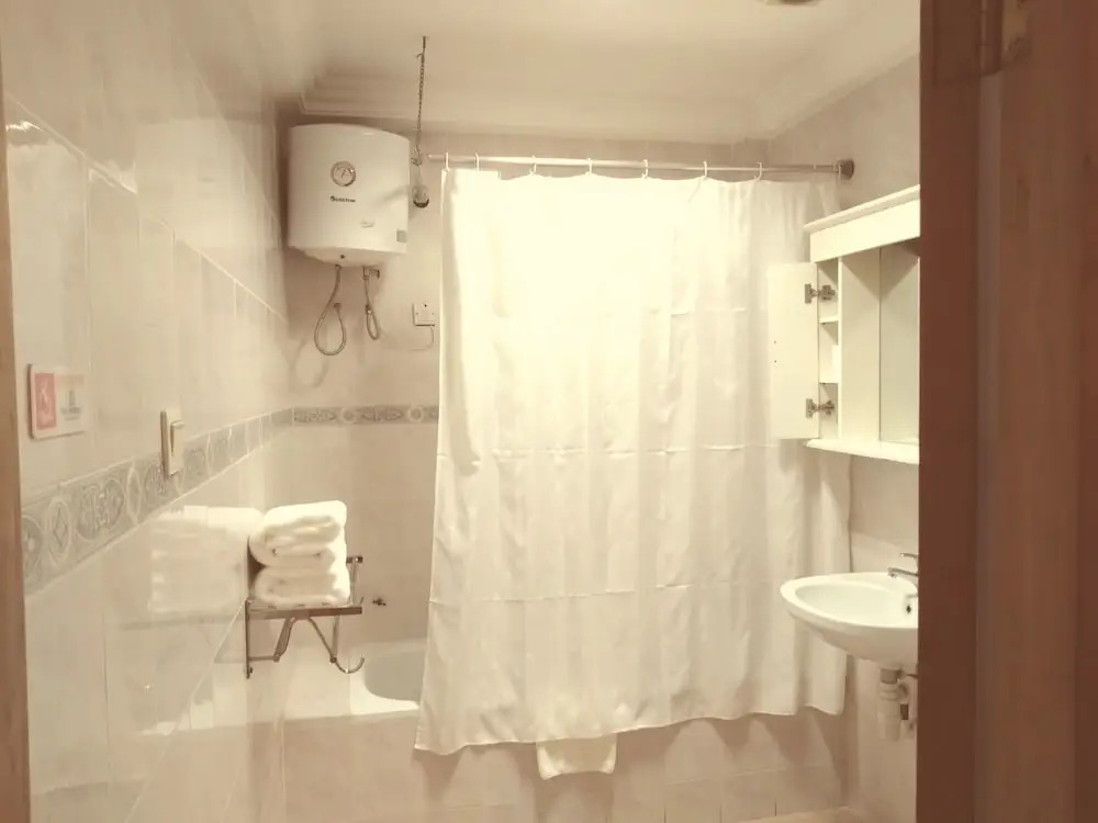 Hotel Marjorie `Y`