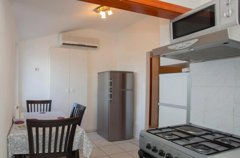 Prime Location Penthouse apt with a large terrace