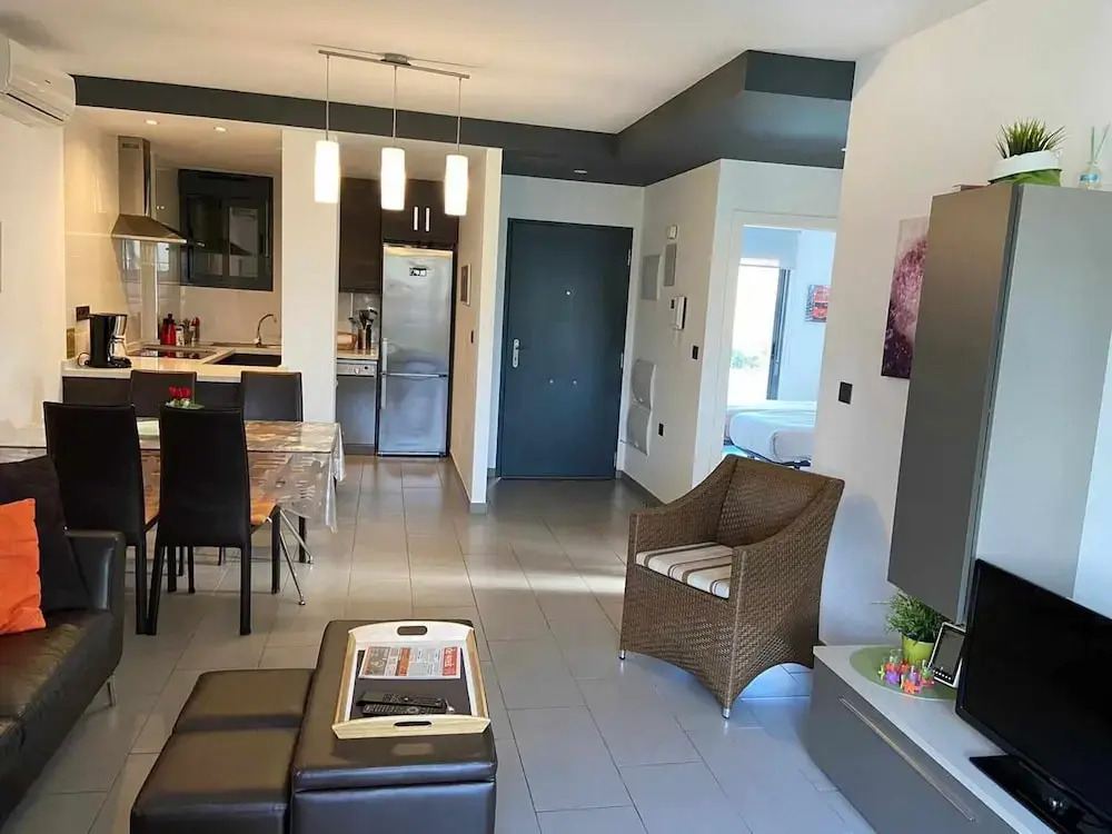 Comfortable Apartment Close to Beach