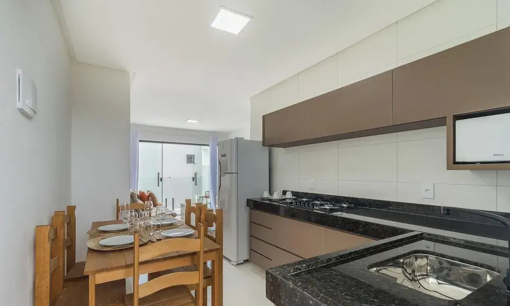 House 2 Bedrooms in Porto-ba Rlr0008