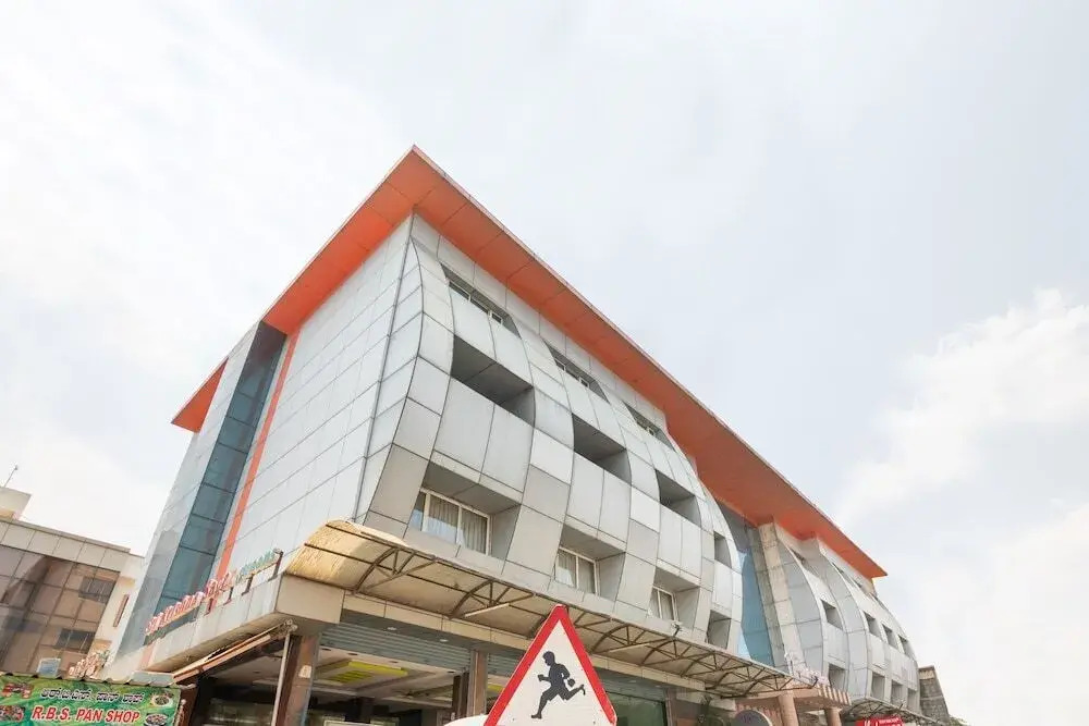 Hotel Ekaa by OYO Rooms