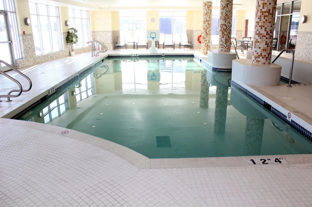 Chateau Inn & Suites Bonnyville