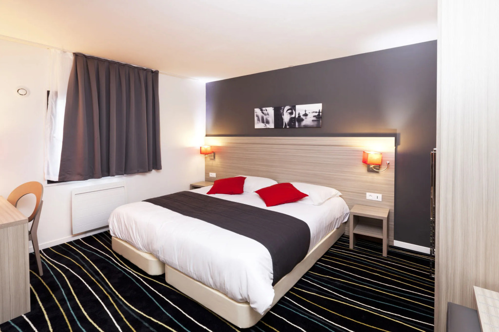 The Originals City, Marne-la-Vallée Est, Meaux ,GLASSY HOTEL