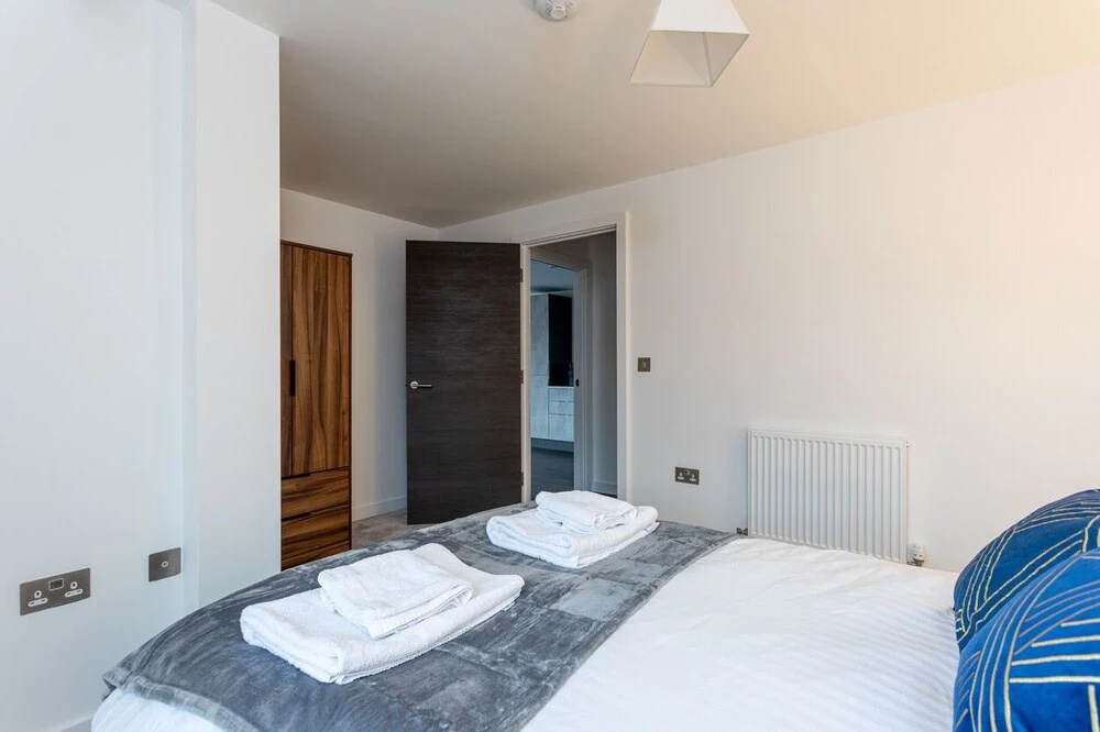 Modern & Stylish 2 Bed York Apartment