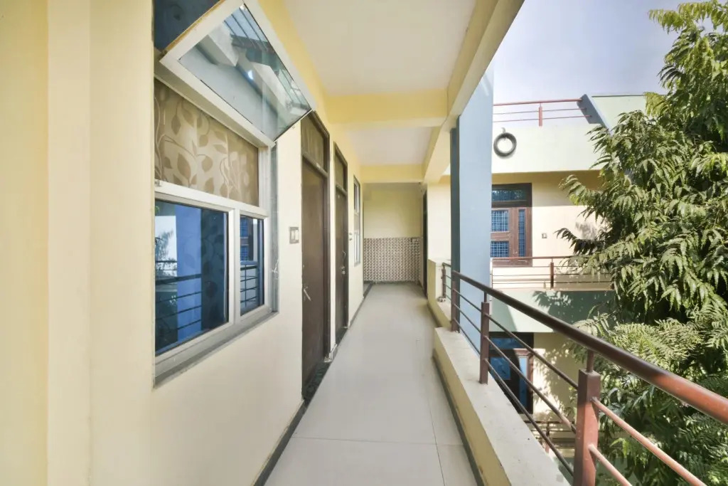 Hotel Utsav by OYO Rooms