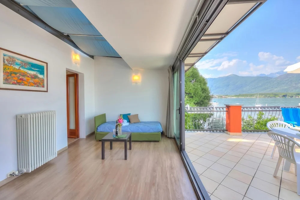 Red House Terrace Private Beach