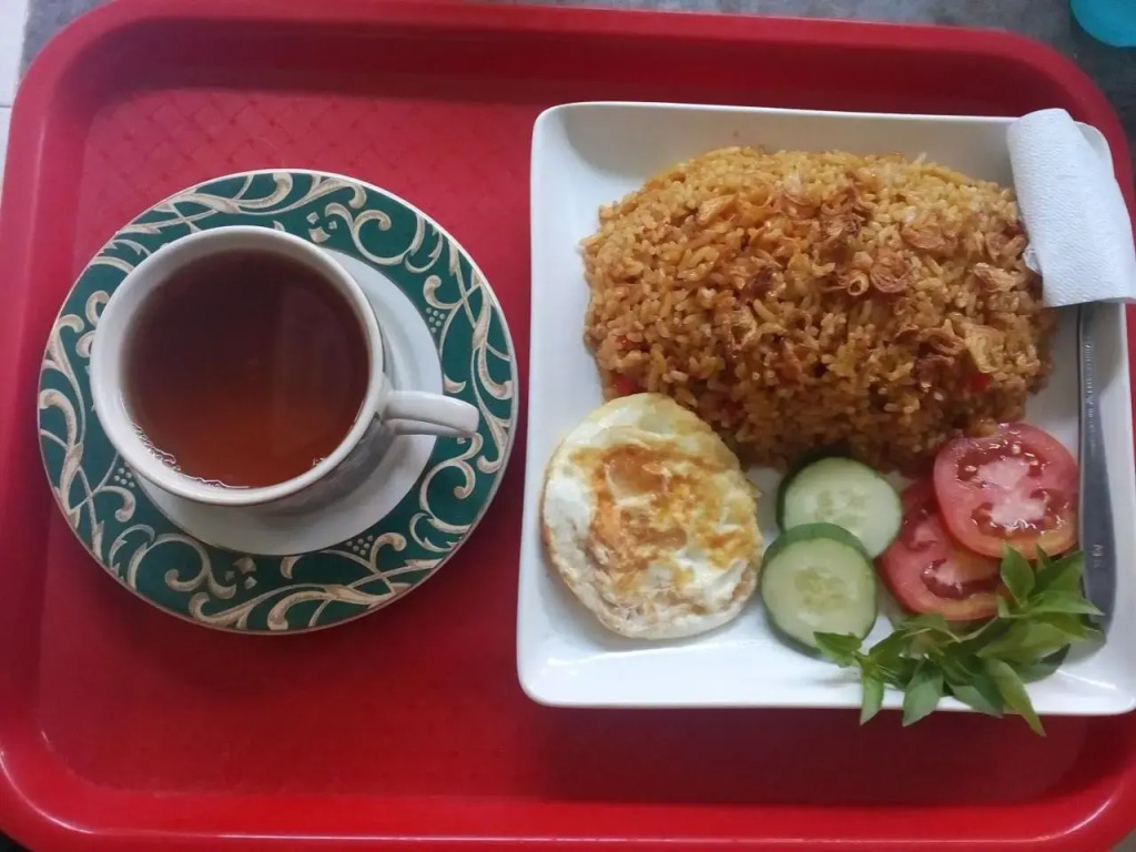 Pendopo Kayuwanan Syariah Near Terminal Giwangan