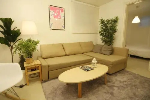 Artist House 7