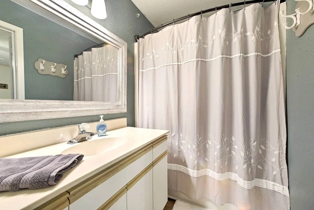 2 Units at Holiday Hills Resort w/ Pools & Hot Tub